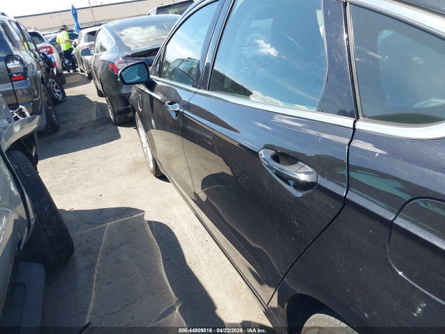 Ford Fusion Energi Titanium 2019 3FA6P0SUXKR200334 Image 15