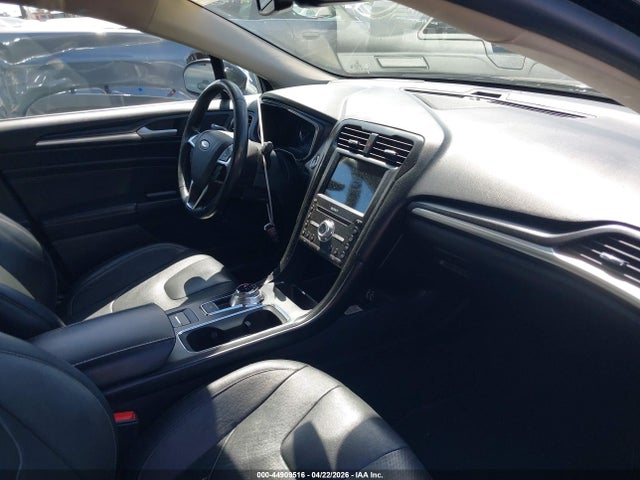 Ford Fusion Energi Titanium 2019 3FA6P0SUXKR200334 Image 5