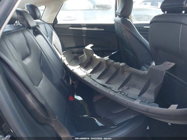 Ford Fusion Energi Titanium 2019 3FA6P0SUXKR200334 Image 8