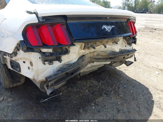 Ford Mustang Ecoboost 2016 1FA6P8TH3G5220936 Image 6