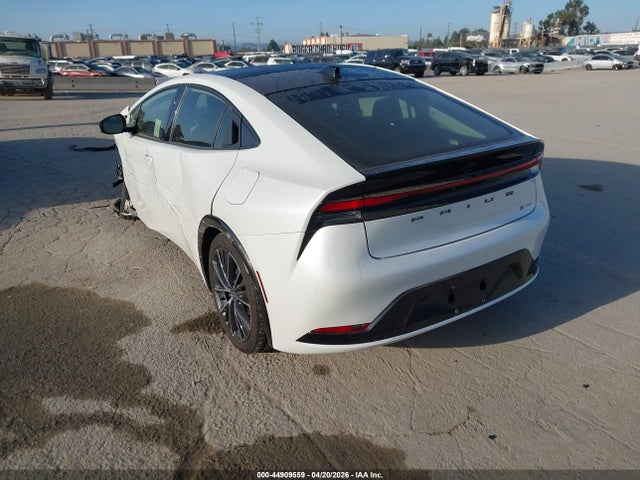 JTDACAAU6R3037164 Toyota PRIUS XLE