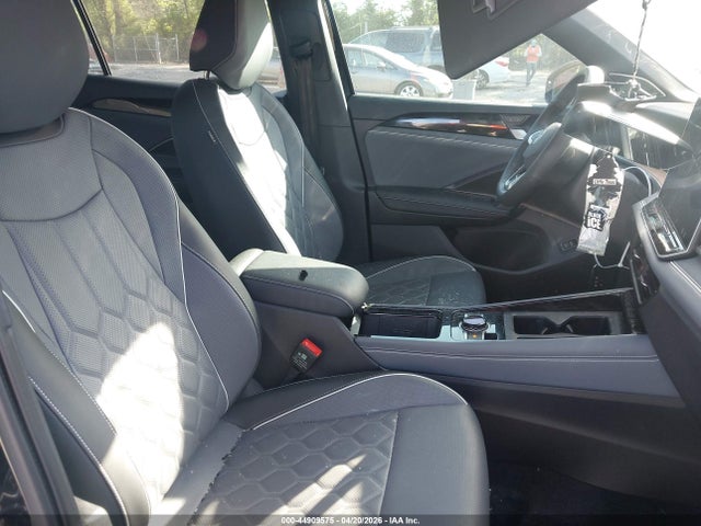 2025 Volkswagen Tiguan 2.0t Sel R-line მანქანა იყიდება აუქციონზე, vin: 3VVLR7RM9SM027121, აუქციონის ნომერი: 44909575