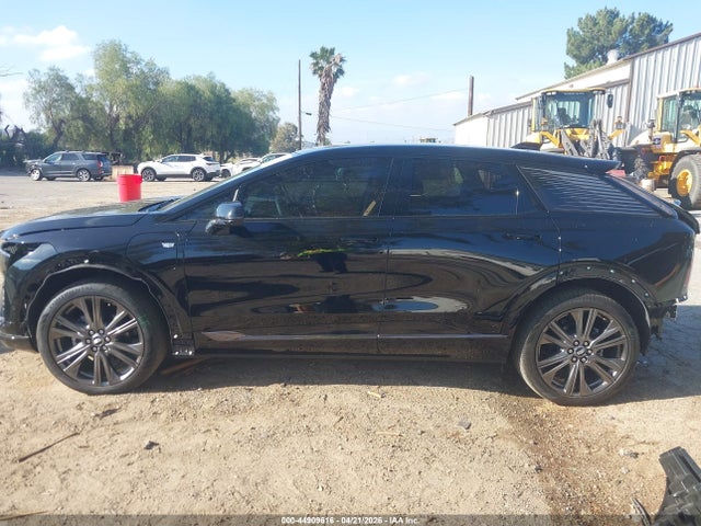 44909616 :رقم المزاد ، 3GYK3GMR3SS211409 vin ، 2025 Cadillac Optiq Sport 2 Awd مزاد بيع