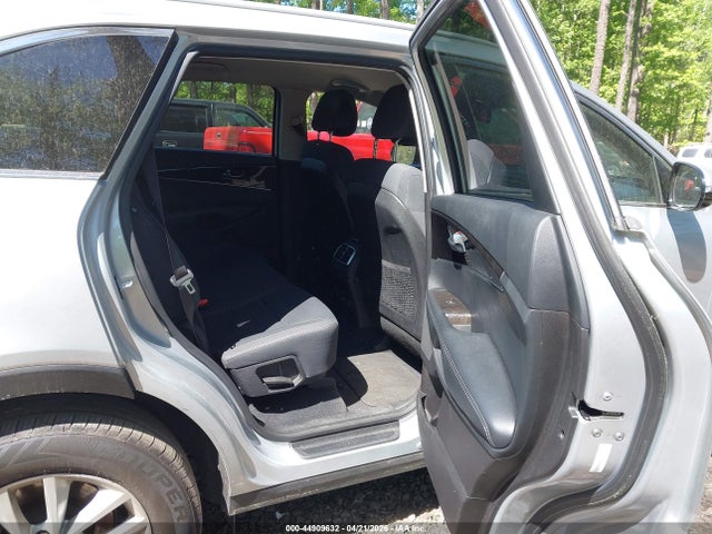 Продажа на аукционе авто 2016 Kia Sorento 2.4l Lx, vin: 5XYPG4A39GG020326, номер лота: 44909632