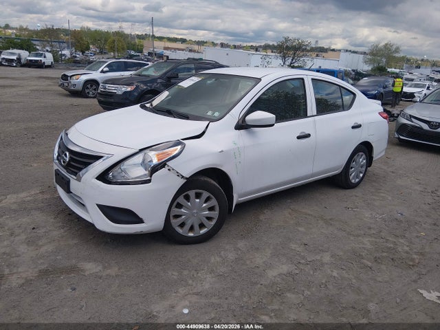 Nissan Versa 1.6 S 2019 3N1CN7AP8KL810486 Image 2