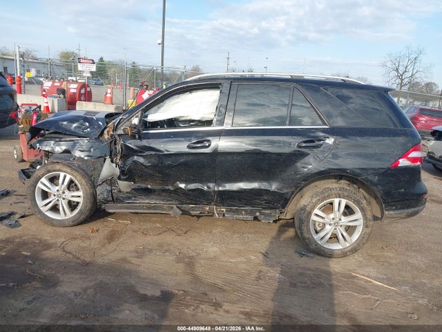 Продаж на аукціоні авто 2015 Mercedes-benz Ml 350 4matic, vin: 4JGDA5HB8FA508040, номер лоту: 44909648