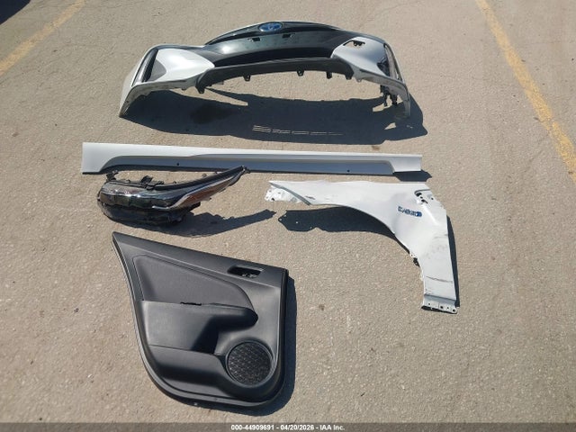 JTDKAMFP4N3223777 Toyota Prius Prime Xle