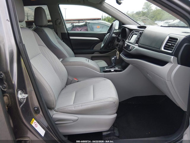Продаж на аукціоні авто 2015 Toyota Highlander Le Plus V6, vin: 5TDZKRFH4FS059898, номер лоту: 44909724