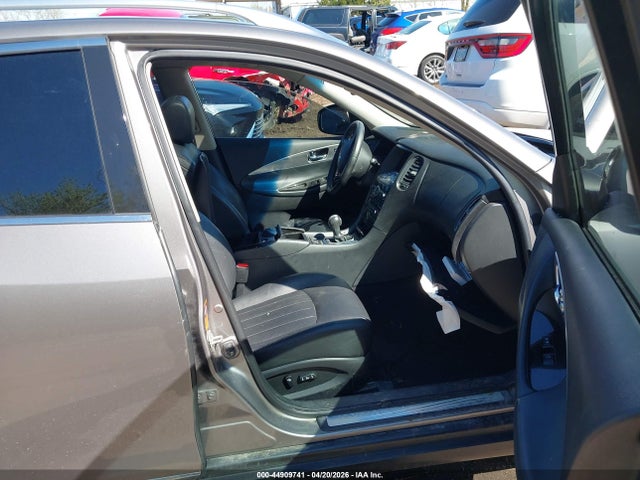 44909741 :رقم المزاد ، JNKAJ09F38M352534 vin ، 2008 Infiniti Ex35 Journey مزاد بيع