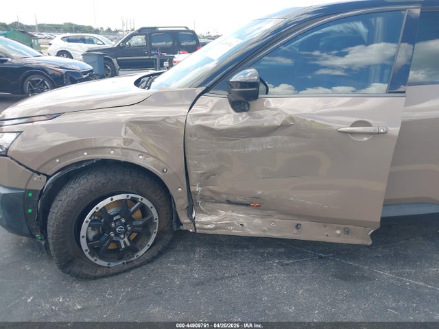 2023 Nissan Pathfinder Rock Creek 4wd მანქანა იყიდება აუქციონზე, vin: 5N1DR3BD7PC201598, აუქციონის ნომერი: 44909761
