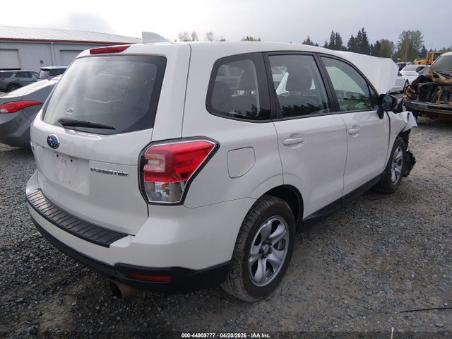 JF2SJAAC1JG443532 Subaru Forester 2.5i