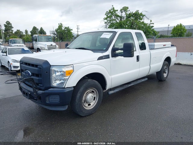 Ford F-250 Xl 2015 1FT7X2A67FEC99152 Image 2