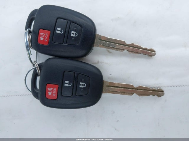 Toyota Prius C Two 2015 JTDKDTB39F1093772 Image 11