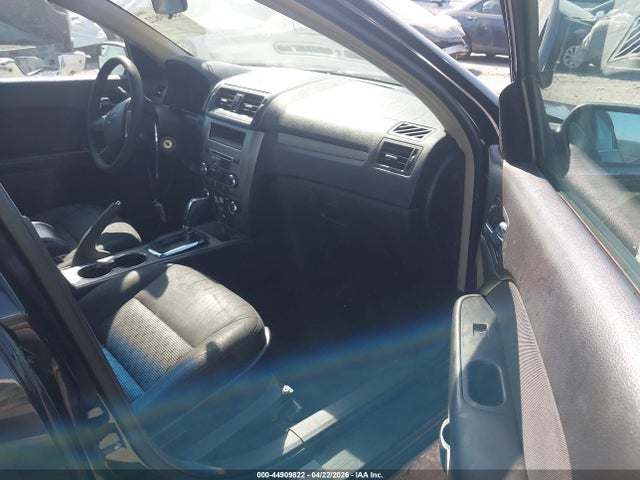 44909822 :رقم المزاد ، 3FAHP0HA6CR390298 vin ، 2012 Ford Fusion Se مزاد بيع