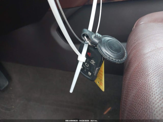 44909828 :رقم المزاد ، 1GNSCCKC6HR401768 vin ، 2017 Chevrolet Tahoe Premier مزاد بيع
