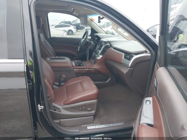 44909828 :رقم المزاد ، 1GNSCCKC6HR401768 vin ، 2017 Chevrolet Tahoe Premier مزاد بيع