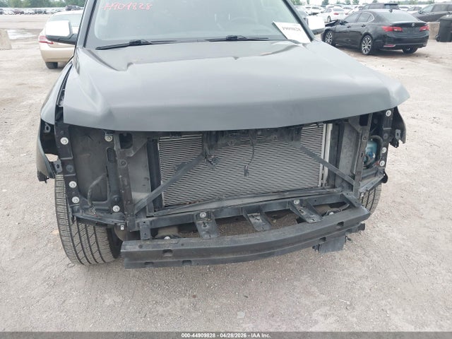44909828 :رقم المزاد ، 1GNSCCKC6HR401768 vin ، 2017 Chevrolet Tahoe Premier مزاد بيع