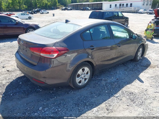 Aukcja sprzedaży 2017 Kia Forte Lx, vin: 3KPFK4A78HE033774, numer aukcji: 44909835