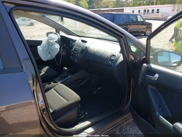 Aukcja sprzedaży 2017 Kia Forte Lx, vin: 3KPFK4A78HE033774, numer aukcji: 44909835
