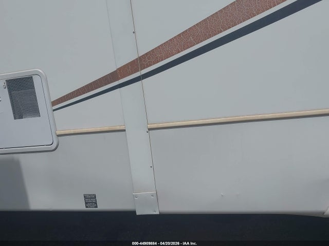 44909884 :رقم المزاد ، 4YDF3502XBE780706 vin ، 2011 Keystone Rv Alpine 5th Whl Travel Trailer مزاد بيع