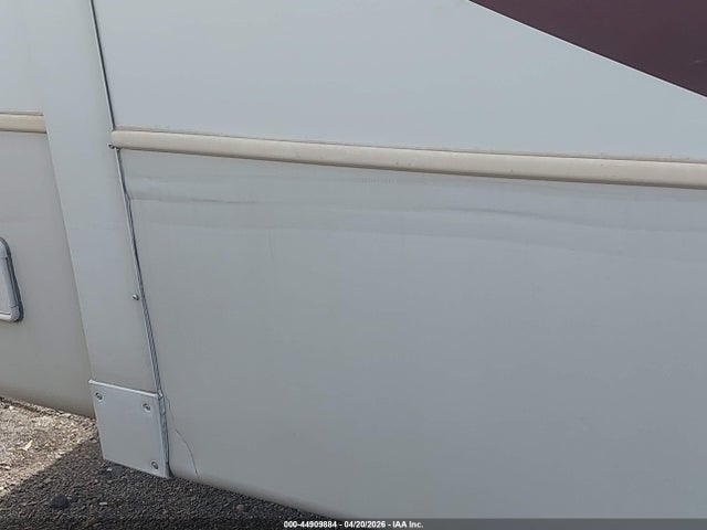44909884 :رقم المزاد ، 4YDF3502XBE780706 vin ، 2011 Keystone Rv Alpine 5th Whl Travel Trailer مزاد بيع