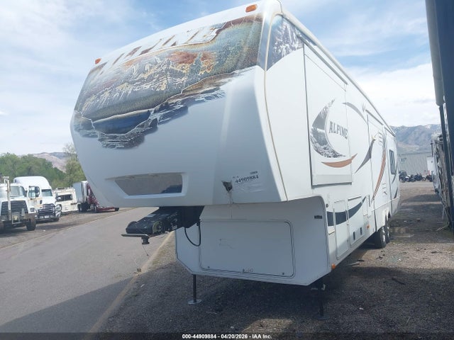 44909884 :رقم المزاد ، 4YDF3502XBE780706 vin ، 2011 Keystone Rv Alpine 5th Whl Travel Trailer مزاد بيع