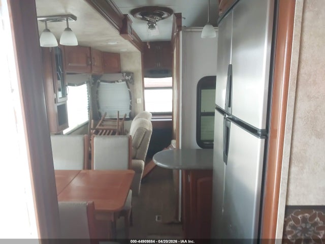 44909884 :رقم المزاد ، 4YDF3502XBE780706 vin ، 2011 Keystone Rv Alpine 5th Whl Travel Trailer مزاد بيع