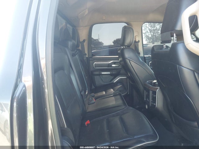 44909887 :رقم المزاد ، 1C6RREDT2KN832810 vin ، 2019 Ram 1500 Laramie  4x2 6'4 Box مزاد بيع