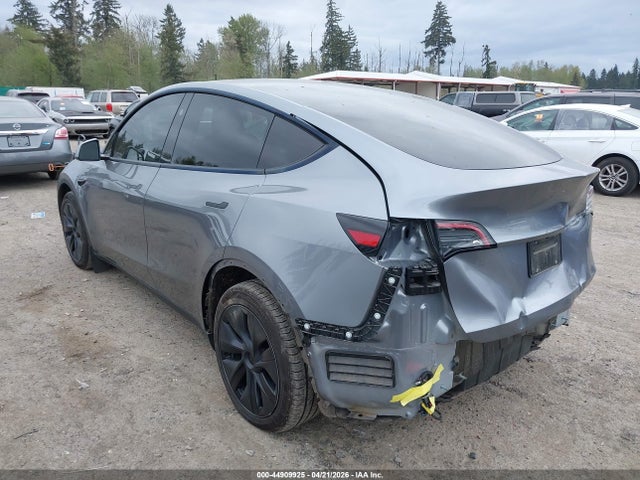 7SAYGAEE3SF292260 Tesla Model Y Long Range Dual Motor All-wheel Drive