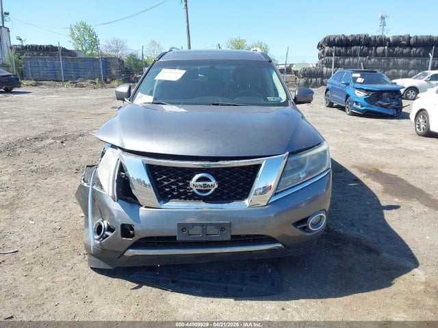 Продажа на аукционе авто 2015 Nissan Pathfinder Platinum, vin: 5N1AR2MMXFC607318, номер лота: 44909929
