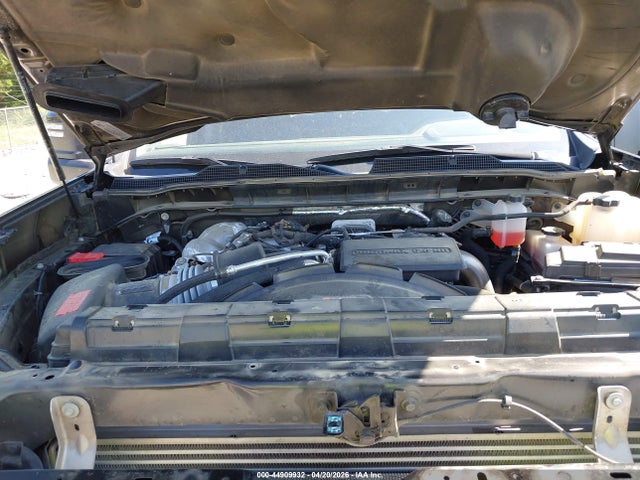 2GC4YPEYXR1182194 Chevrolet Silverado 2500hd 4wd Standard Bed Ltz