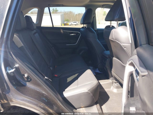 Toyota Rav4 Xle Premium 2025 2T3A1RFVXSC545423 Image 8