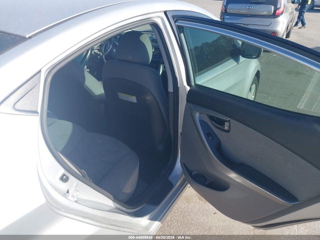Продажа на аукционе авто 2013 Hyundai Elantra Gls, vin: 5NPDH4AEXDH414312, номер лота: 44909945