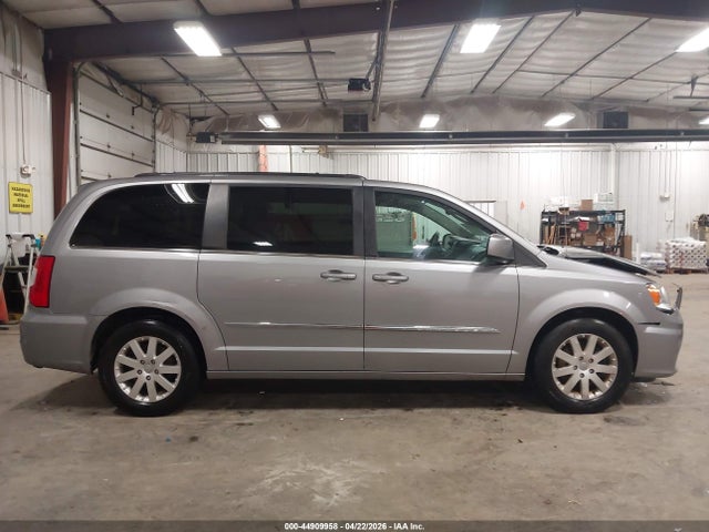 Продажа на аукционе авто 2016 Chrysler Town & Country Touring, vin: 2C4RC1BG0GR268397, номер лота: 44909958