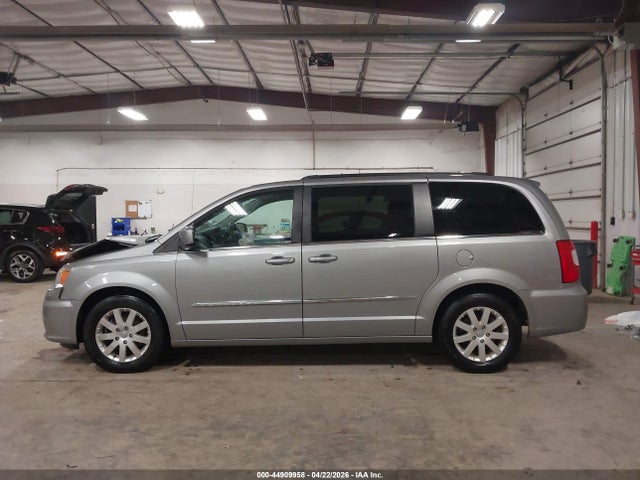 Продажа на аукционе авто 2016 Chrysler Town & Country Touring, vin: 2C4RC1BG0GR268397, номер лота: 44909958