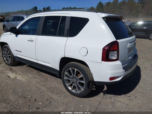 1C4NJCBA3GD591132 Jeep Compass Sport Se