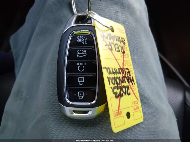 2023 Hyundai Elantra Limited მანქანა იყიდება აუქციონზე, vin: KMHLP4AGXPU475083, აუქციონის ნომერი: 44909998