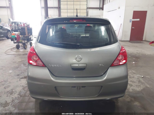 44910000 :رقم المزاد ، 3N1BC1CP4BL505935 vin ، 2011 Nissan Versa 1.8sl مزاد بيع