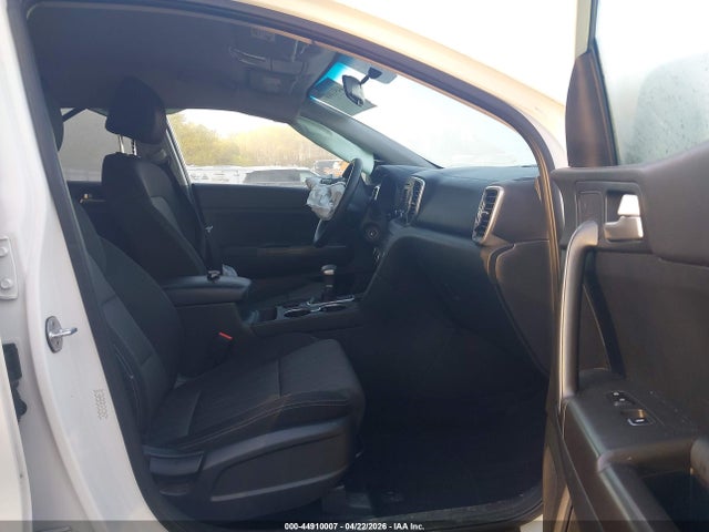Продаж на аукціоні авто 2019 Kia Sportage Lx, vin: KNDPMCACXK7518737, номер лоту: 44910007