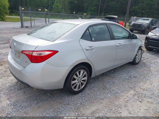 Toyota COROLLA LE 2017 5YFBURHE6HP651605 Image 4