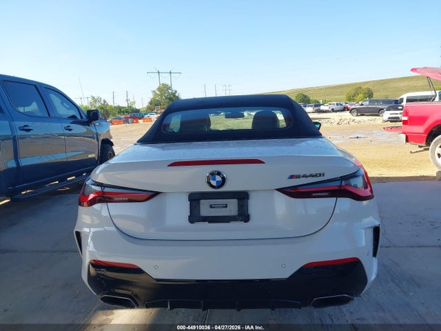 44910036 :رقم المزاد ، WBA53AT03MCG22885 vin ، 2021 Bmw M440i مزاد بيع