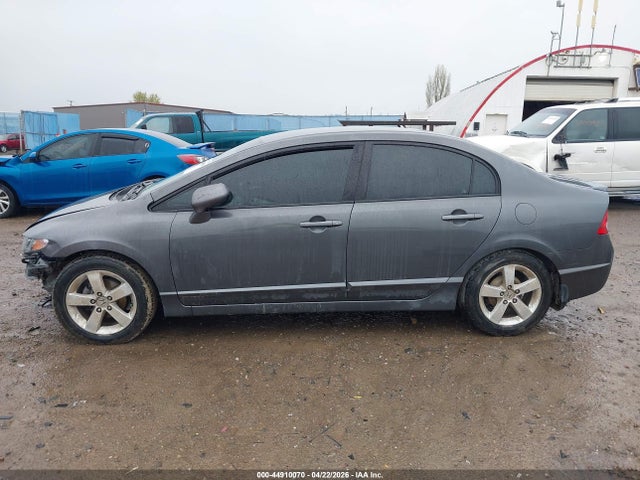 2011 Honda Civic Lx-s მანქანა იყიდება აუქციონზე, vin: 2HGFA1F61BH523553, აუქციონის ნომერი: 44910070