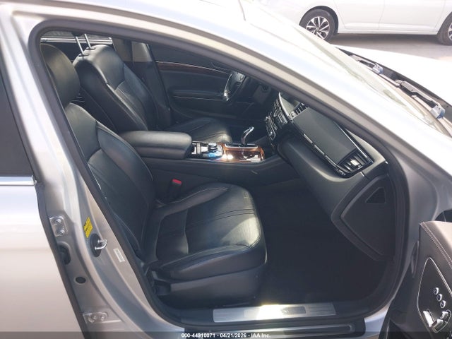 Продаж на аукціоні авто 2015 Kia K900 Luxury, vin: KNALW4D45F6017119, номер лоту: 44910071