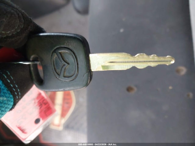 2000 Mazda B3000 Se/tl მანქანა იყიდება აუქციონზე, vin: 4F4YR16V0YTM21686, აუქციონის ნომერი: 44910085