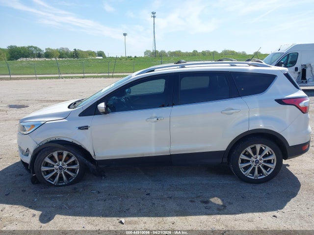 Продаж на аукціоні авто 2018 Ford Escape Titanium, vin: 1FMCU9J94JUB79877, номер лоту: 44910096