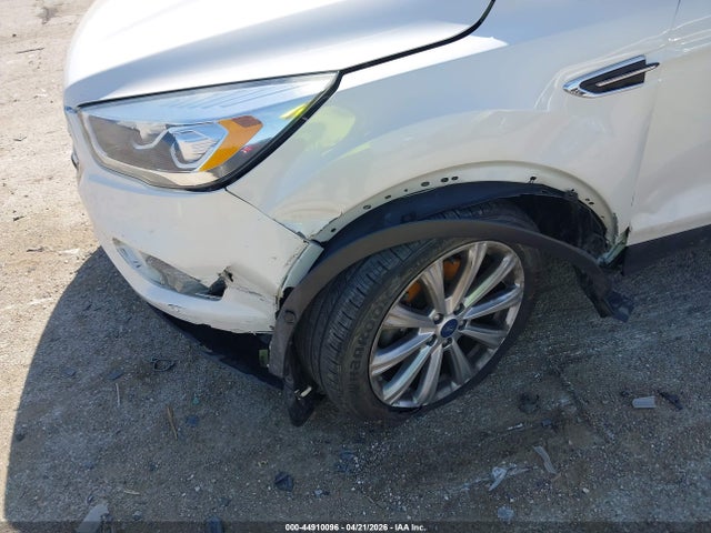 Продаж на аукціоні авто 2018 Ford Escape Titanium, vin: 1FMCU9J94JUB79877, номер лоту: 44910096