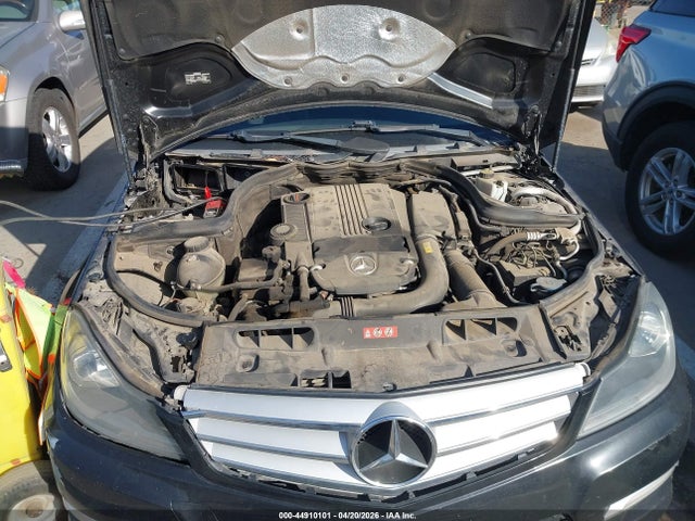 Aukcja sprzedaży 2012 Mercedes-benz C 250 Sport, vin: WDDGF4HB5CR204566, numer aukcji: 44910101