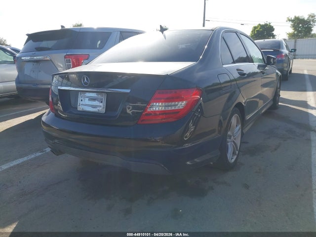 Aukcja sprzedaży 2012 Mercedes-benz C 250 Sport, vin: WDDGF4HB5CR204566, numer aukcji: 44910101