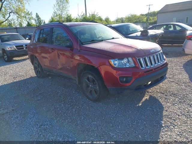 44910147 :رقم المزاد ، 1J4NF1FB5BD216628 vin ، 2011 Jeep Compass مزاد بيع