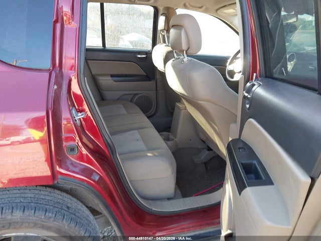 2011 Jeep Compass მანქანა იყიდება აუქციონზე, vin: 1J4NF1FB5BD216628, აუქციონის ნომერი: 44910147